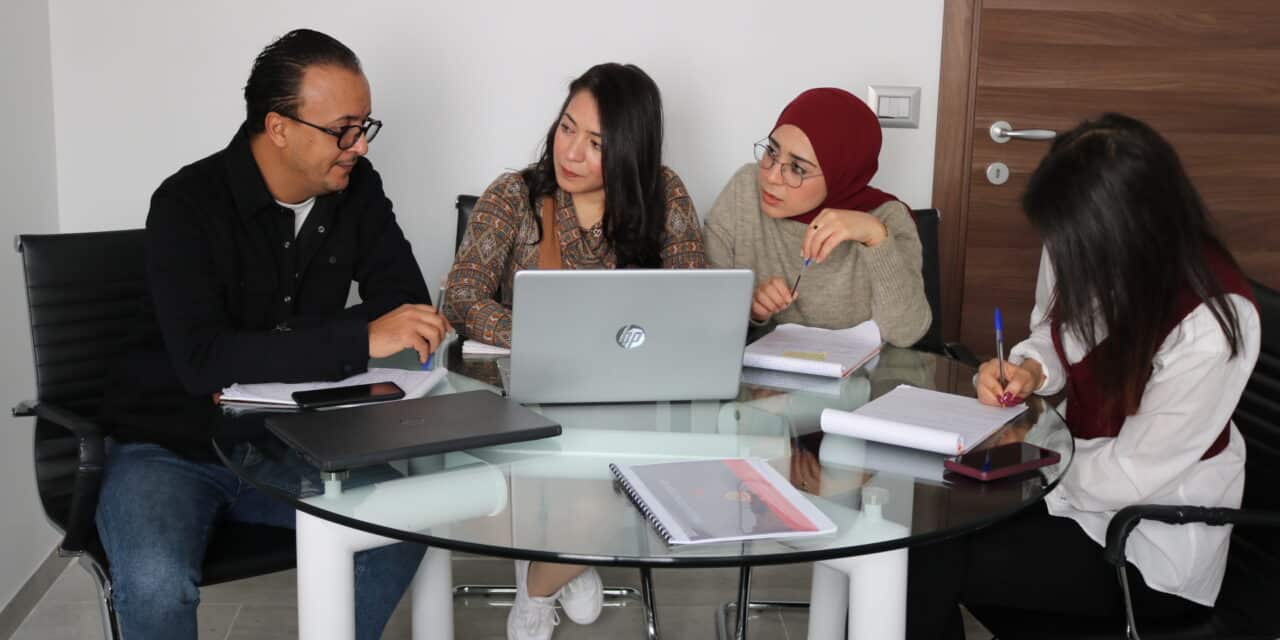 Conseils pour renforcer les compétences relationnelles en équipe en Tunisie